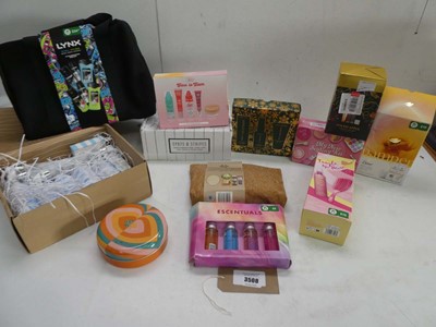 Lot 12 toiletry gift sets including Lynx, Dove,...