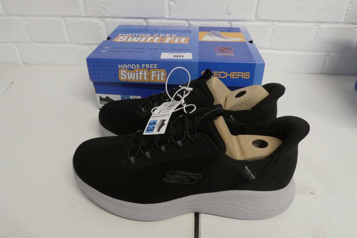 Lot 1521 - Boxed pair of men's Skechers hands free swift...