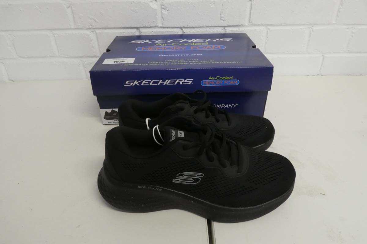 Lot 1524 - Boxed pair of men's Skechers skech-lite air...