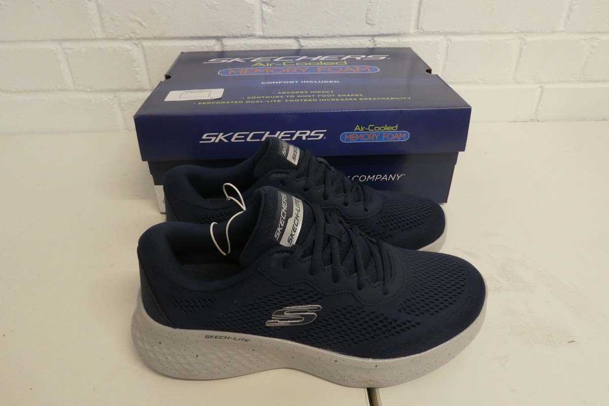 Lot 1526 - Boxed pair of men's Skechers skech-lite air...