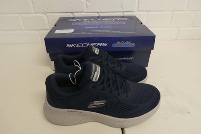 Lot Boxed pair of men's Skechers skech-lite air...