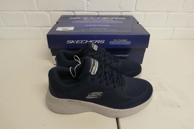 Lot Boxed pair of men's Skechers skech-lite air...