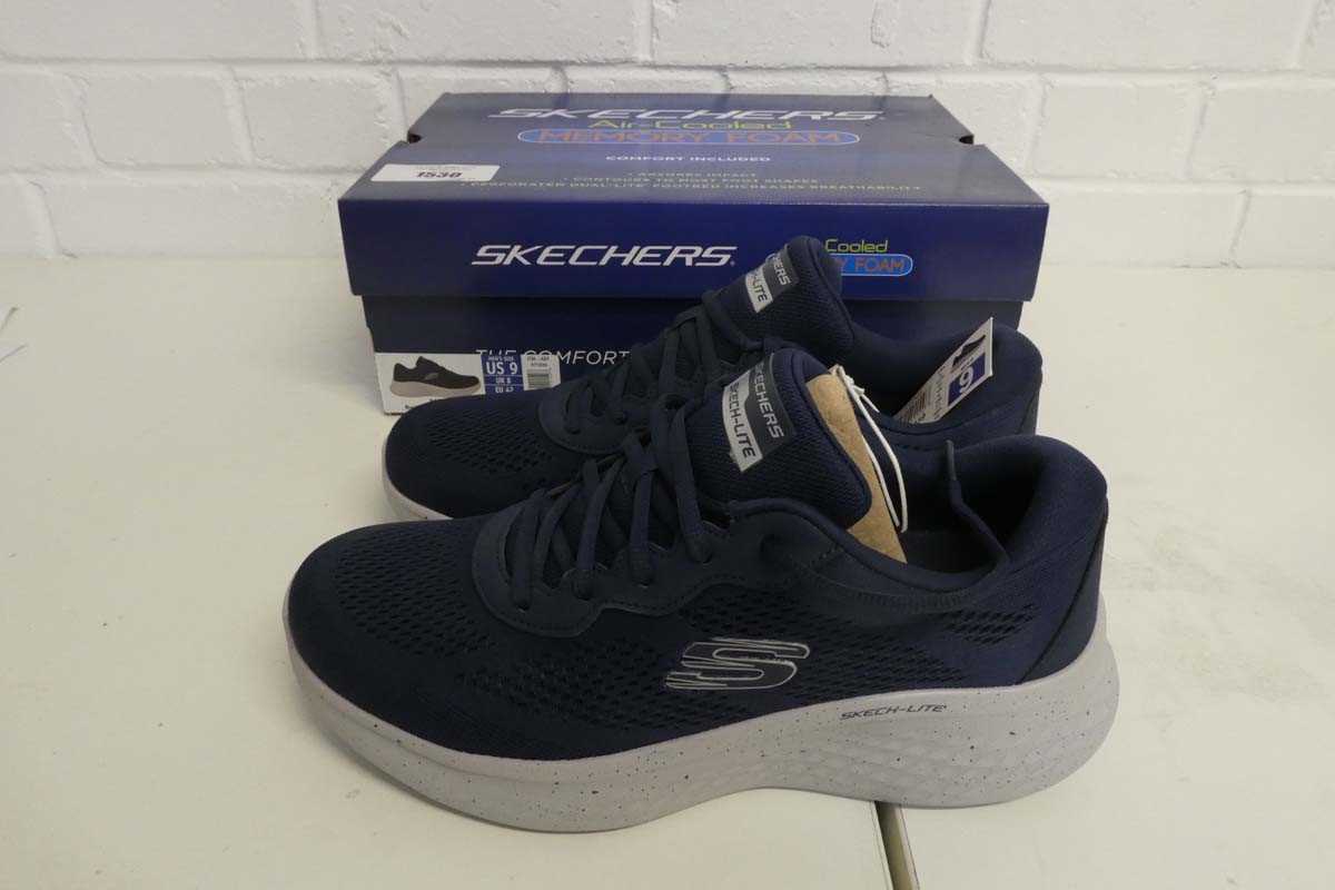 Lot 1530 - Boxed pair of men's Skechers skech-lite air...