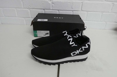 Lot Boxed pair of ladies DKNY slip on trainers in...