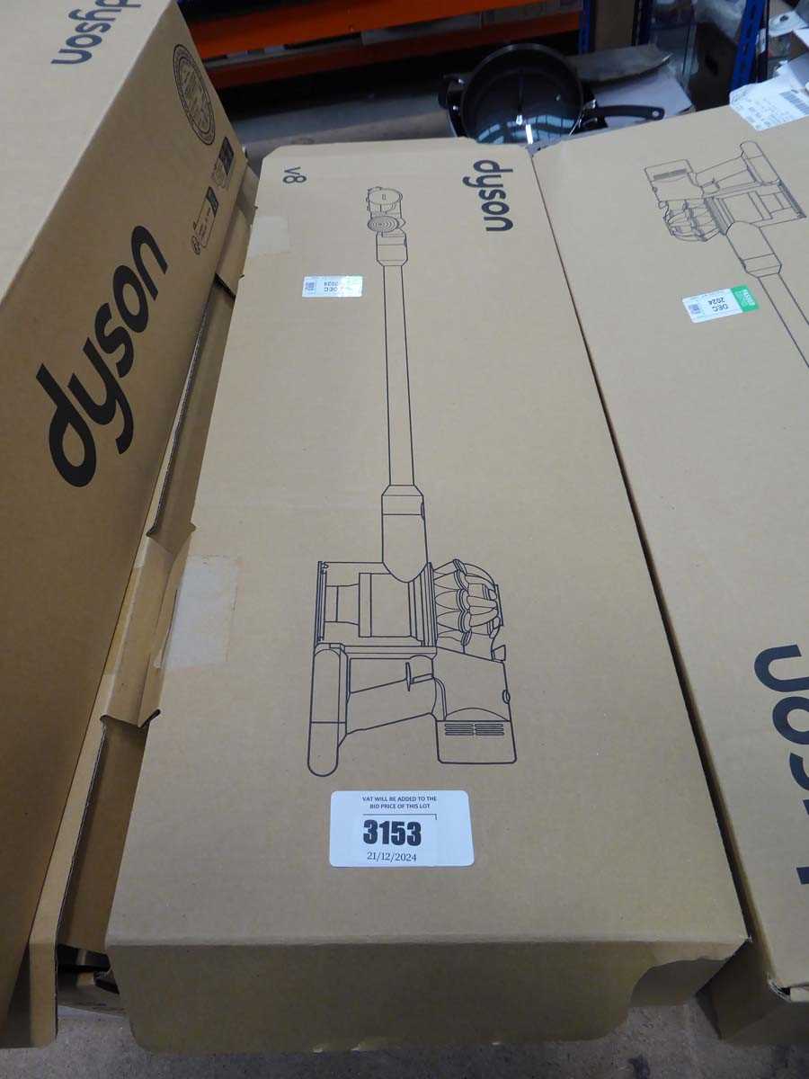 Lot 3153 - Dyson V8 cordless stick vacuum including body,...