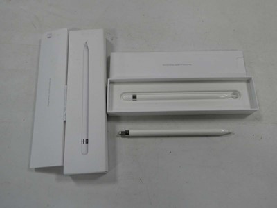 Lot 2125 - Boxed Apple pencil