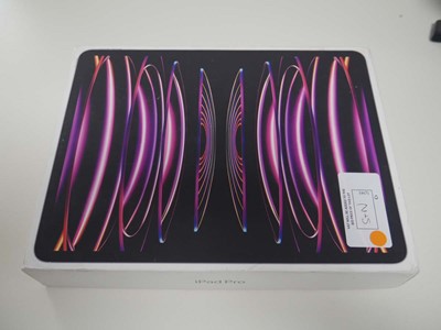 Lot Apple iPad Pro 12.9-inch (6th Generation)...