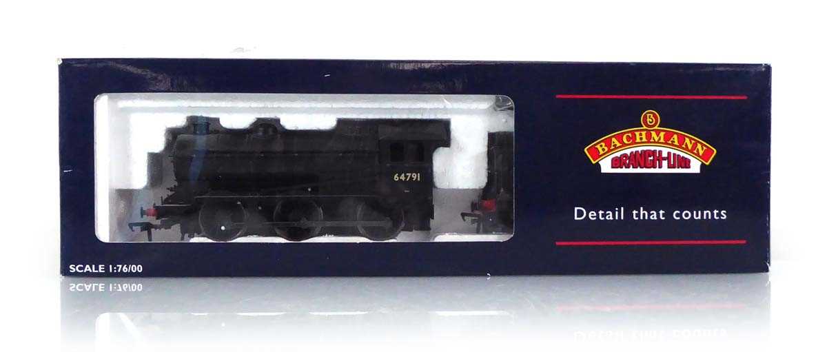 Lot 151 - A Bachmann Branch-Line OO gauge 31-862 loco...