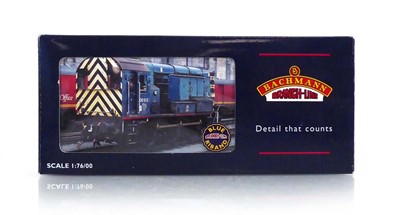 Lot 159 - A Bachmann Branch-Line OO gauge 32-101A diesel...