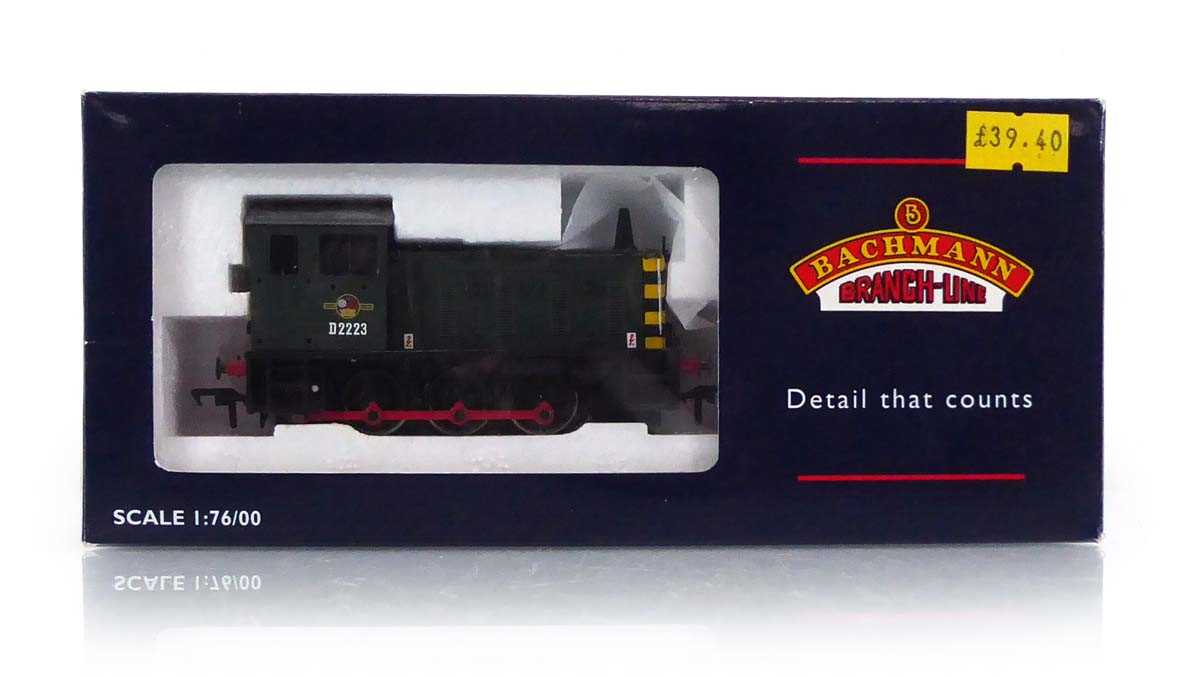 Lot 160 - A Bachmann Branch-Line OO gauge 31-337A 04...