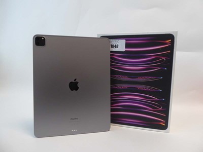 Lot Apple iPad Pro 12.9-inch (6th Generation)...