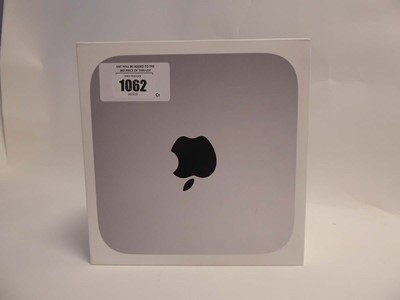 Lot Apple Mac mini with Apple M2 chip, 256GB,...