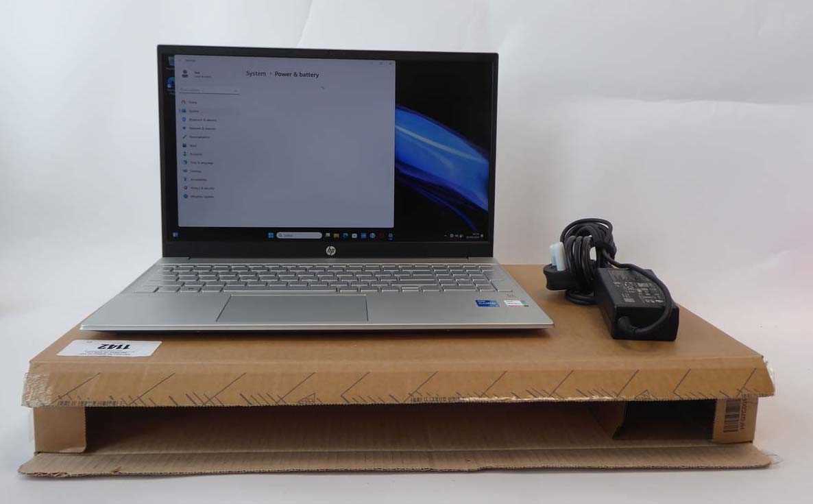 Lot HP Pavilion Laptop 15-eg2025na, Intel Core...