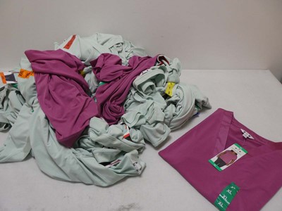 Lot Bag containing large qty of Three Dost V-neck...