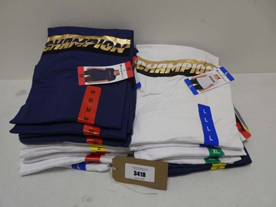 Lot Bag containing 25 ladies Champion short...