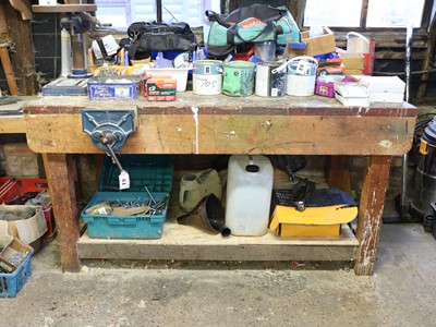 Lot 61 - 2m woodworking bench with Record No. 52 1/2...