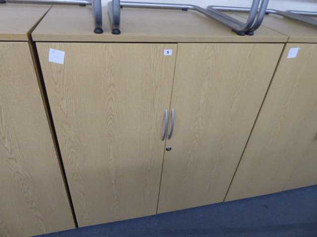 Lot 5 - 100cm oak 2-door stationery cabinet