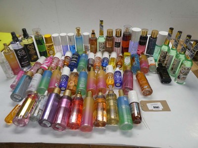 Lot Large quantity of colognes and body mist sprays