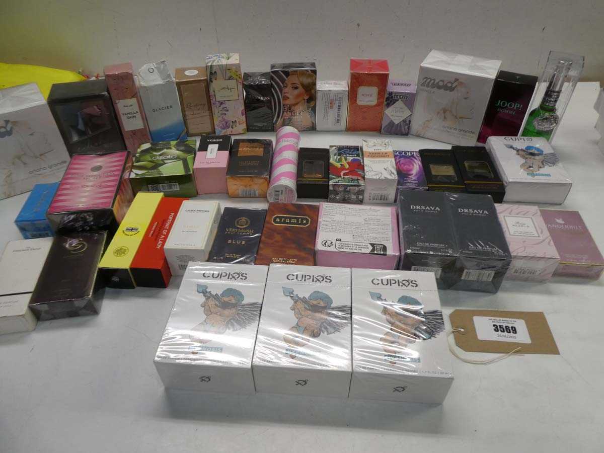 Lot Approx 40 fragrances including Avon, Joop!,...