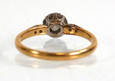 Lot 568 - An 18ct yellow gold and platinum highlighted...