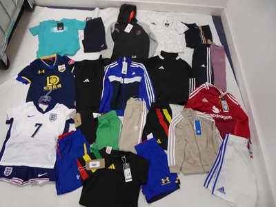 Lot Selection of children's sportswear