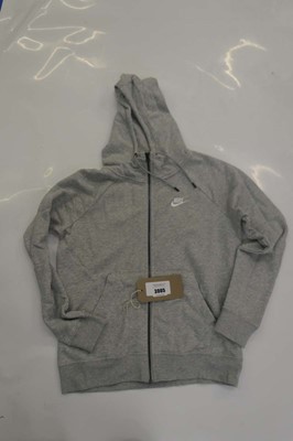 Lot 3905 - A bag containing 5 Nike hoodies in various styles