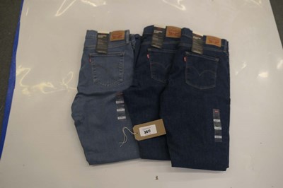 Lot 3917 - A bag containing 3 pairs of Levis jeans