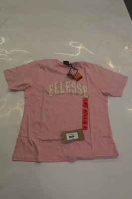 Lot 3926 - A bag containing 15 Ellesse tops