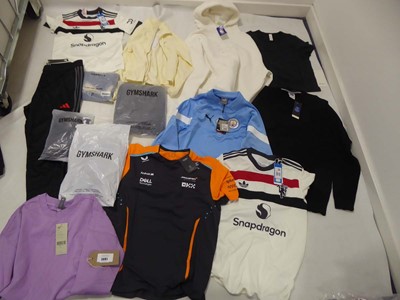 Lot Selection of sportswear to include Gym Shark,...