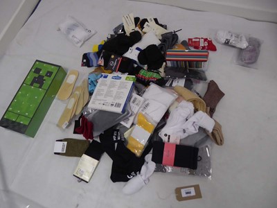 Lot Selection of mixed paired socks