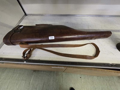 Lot 334 - A 20th century leather 'leg of mutton' gun case