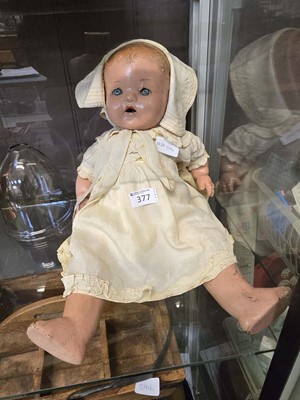 Lot 377 - A late 19th/early 20th century child's doll