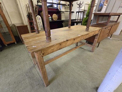 Lot 46 - An early 20th century pine rectangular dining...