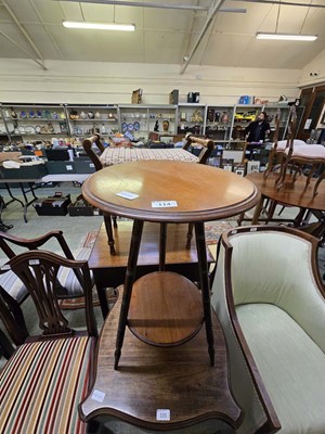 Lot 114 - An Edwardian mahogany circular topped...