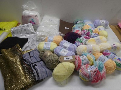 Lot 3502 - Selection of wool, cushion filling, fabrics,...