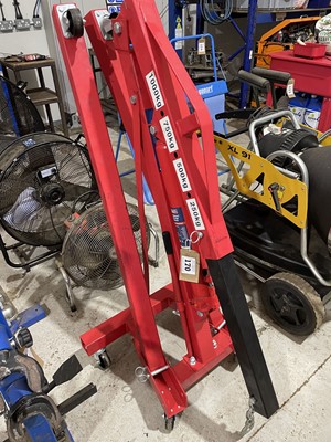 Lot 170 - Sealey hydraulic 1000kg capacity folding...