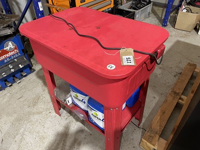 Lot 175 - Red single phase electric parts wash bath