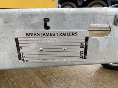 Lot 5 - Brian James General Plant 4m twin axel plant...