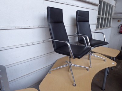 Lot 205 - Brunner black leather and chrome executive...