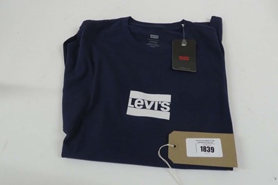 Lot 1327 - Approx. 15 Levi's t shirts.