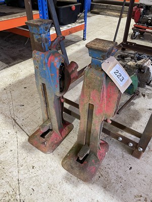 Lot 223 - 2 Duff Norton 10-ton toe jacks