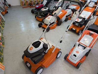 Lot 303 - Stihl RL 540 battery operated lawnmower