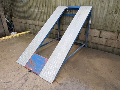 Lot 461 - Welded steel quad bike display stand / washing...