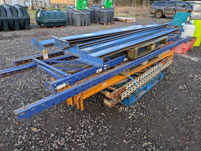 Lot 517 - Pallet of various pallet racking