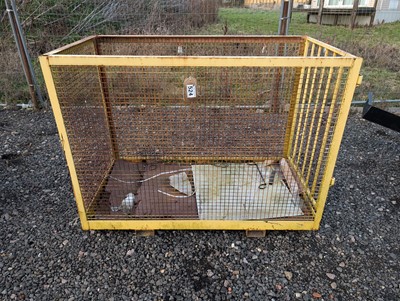 Lot 524 - Forklift mountable man cage