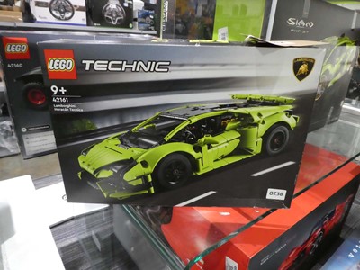 Lot 2114 - Boxed LEGO Technic Lamborghini Huracán Tecnica