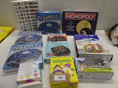 Lot 3582 - 12 toys including Tapple, Monopoly, Desktop,...