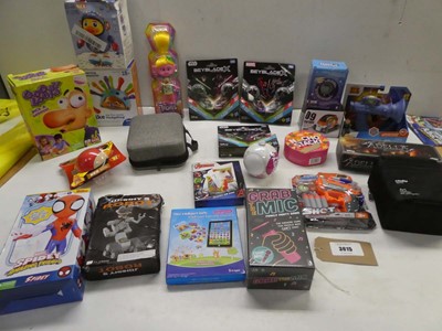 Lot 3615 - Selection of games including Gooey Louie,...