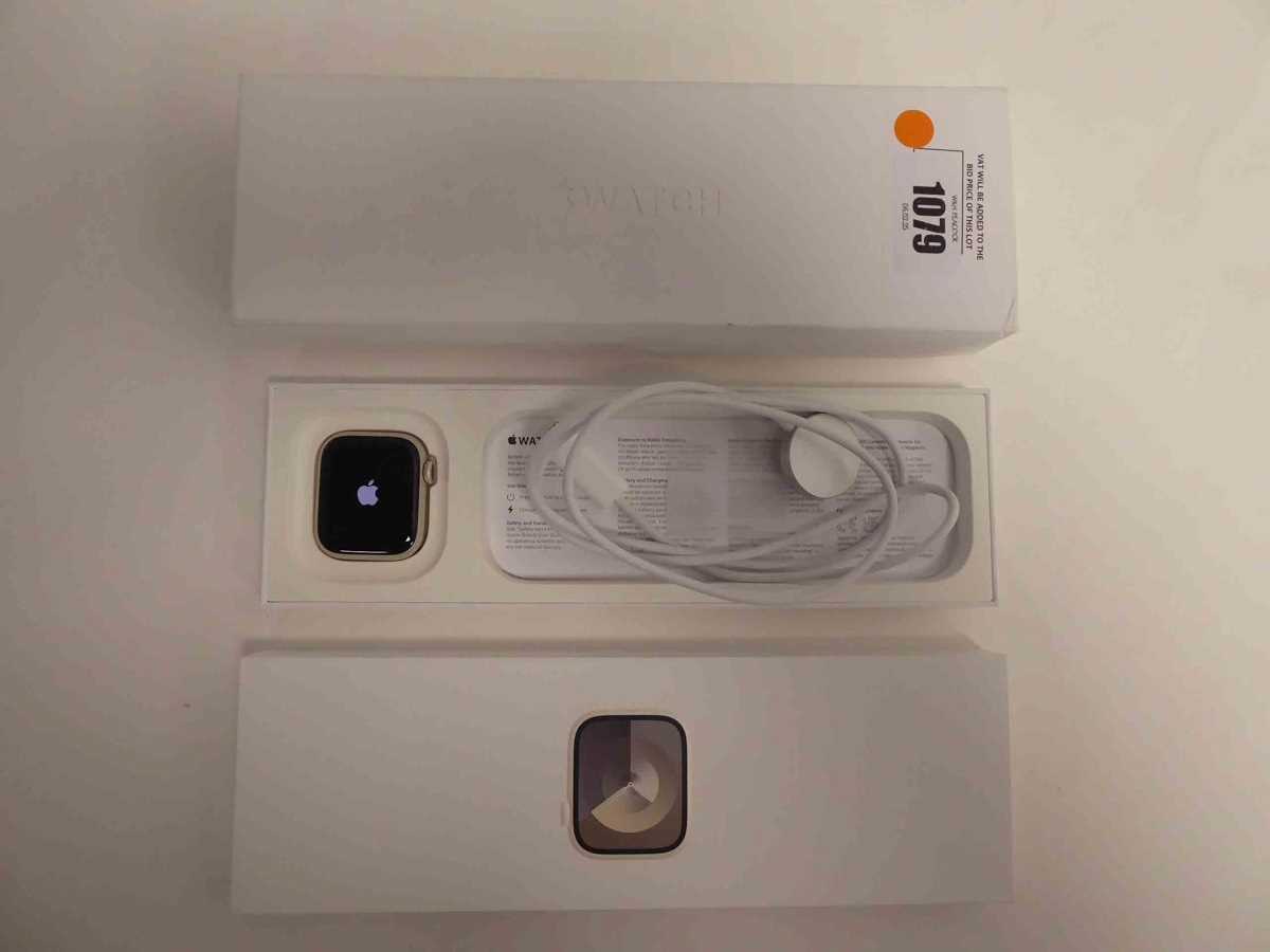 Lot Apple Watch Series 9, 41mm, Starlight...