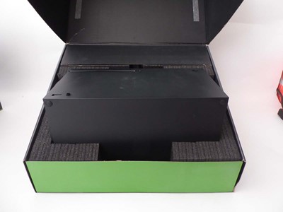 Lot XBOX Series X, 1TB SSD, boxed with controller